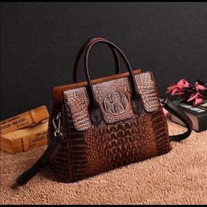 Genuine leather women’s bag